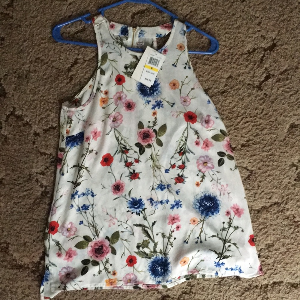 Size medium white floral tank top